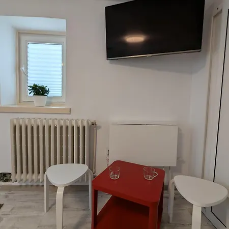 Serene Studio Bucarest Esterno foto