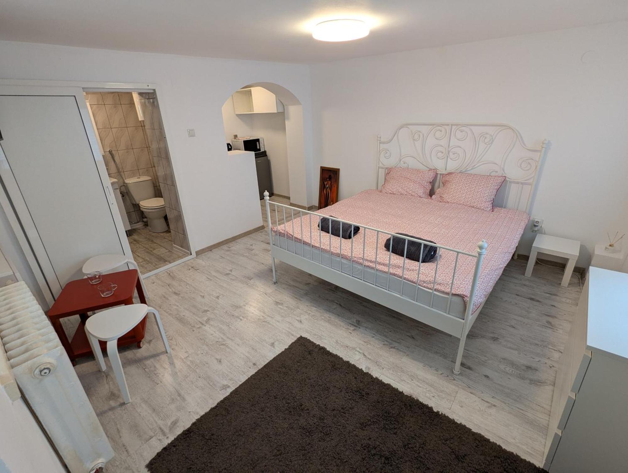 Serene Villa *